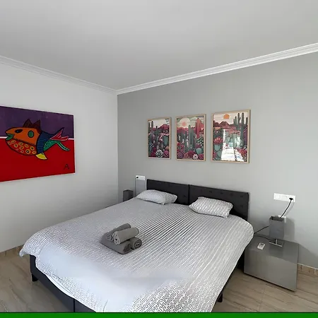 דירה With Private Pool