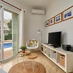 Апартаменти With Private Pool
