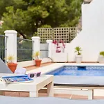 With Private Pool *