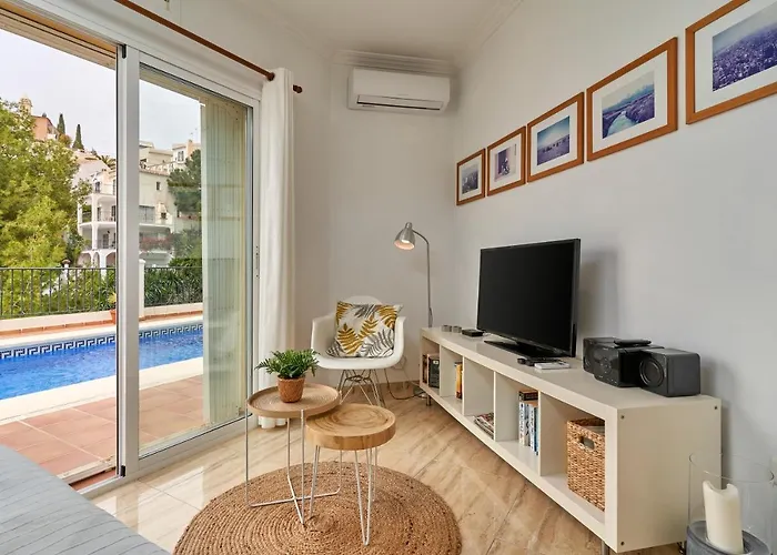 Apartment With Private Pool